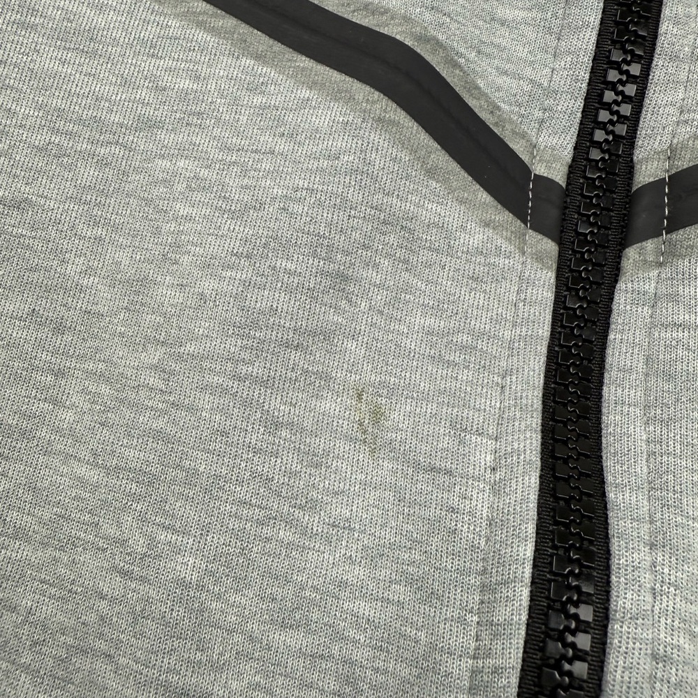 Nike Tech Men’s Sports Zip Up Performance Hoodie in Grey M - Picture 5 of 9